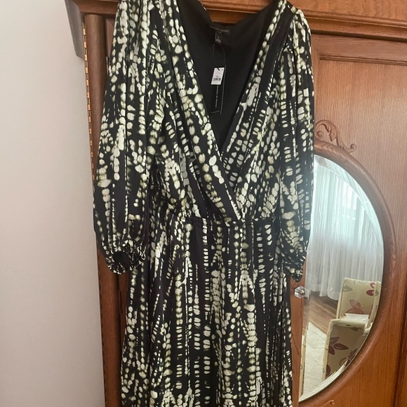 NWT Banana Factory Blouson Maxi Dress- black print, size Large - Picture 2 of 6